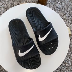 Slides/shower shoes NIKE